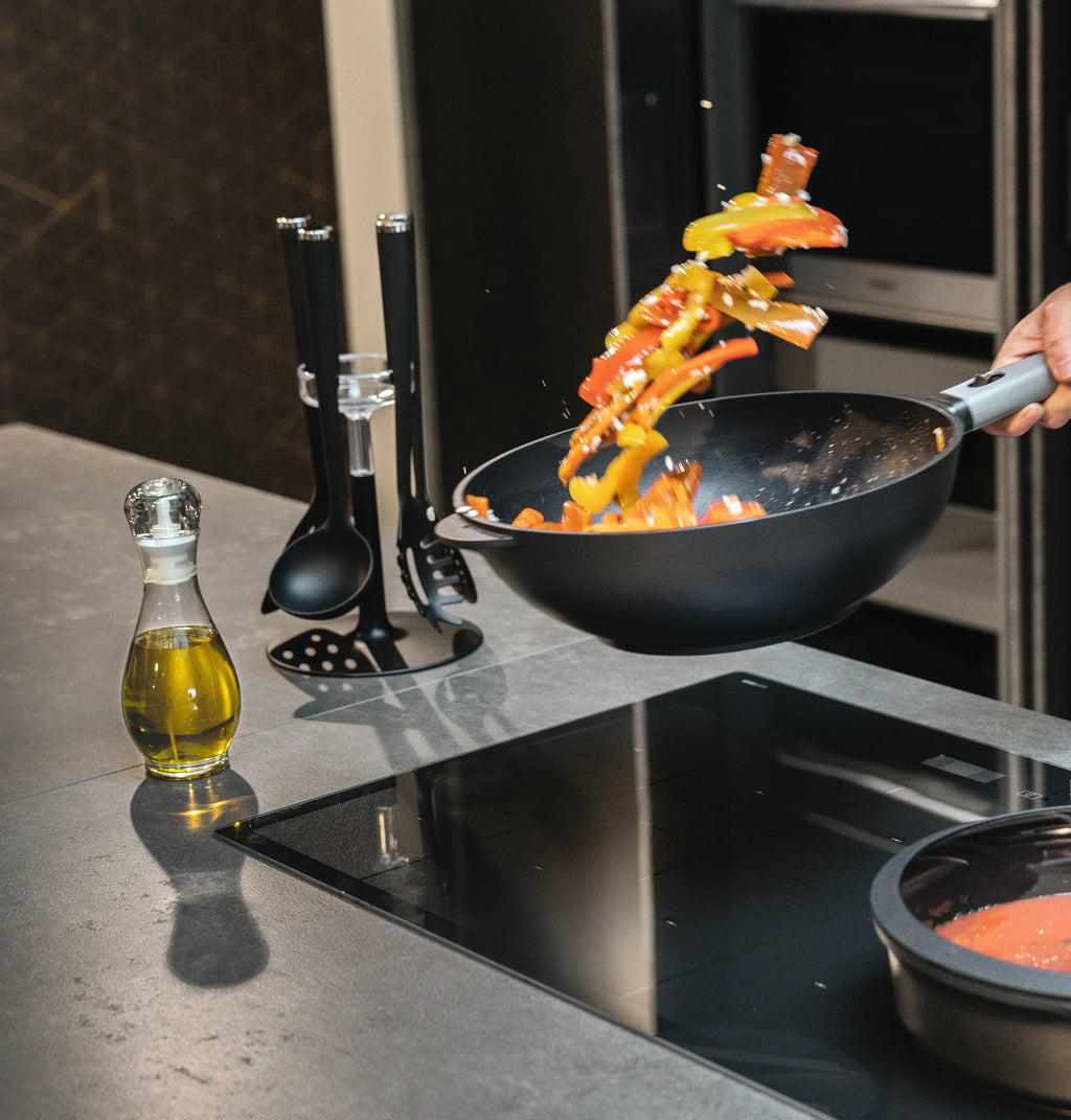 WOK 'COOK&SPACE' CON MANICO REMOVIBILE  - Guzzini