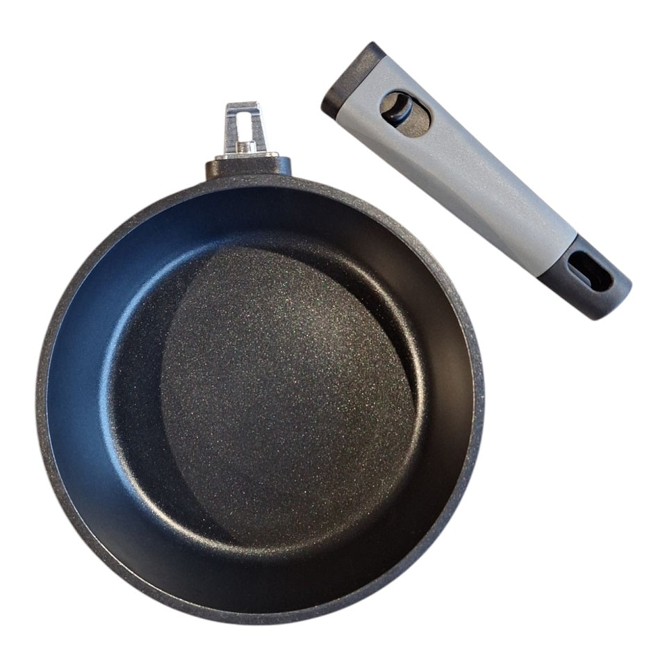 PADELLA 'COOK&SPACE' CON COPERCHIO E MANICO REMOVIBILE - Guzzini